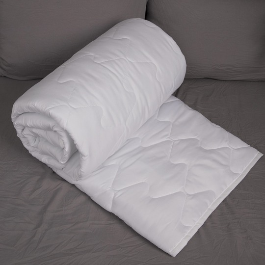 Одеяло стеганое Споки ноки 105х140 хлопковое волокно 200гр., микрофибра светлый оптом