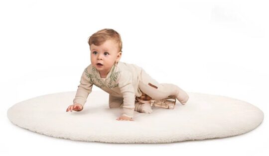 Игровой меховой коврик Happy Baby 130x130 / 95027 молочный