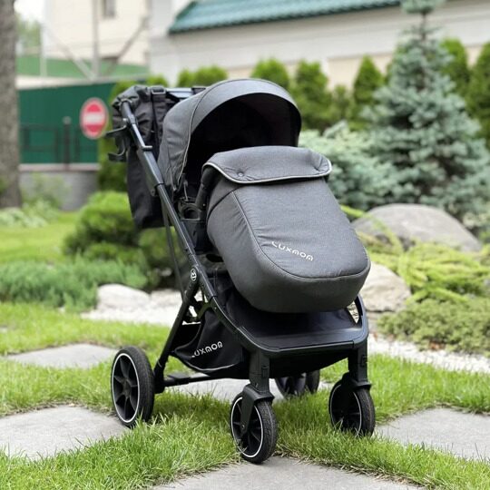 Прогулочная коляска LuxMom 740 реверсивный блок + рюкзак / Темно-серая