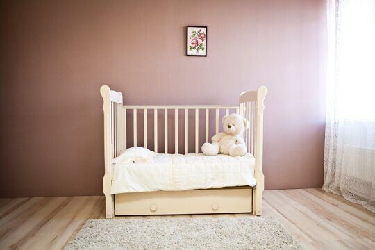 Детская кроватка Красная Звезда АРТЕМ С-579 продольный маятник