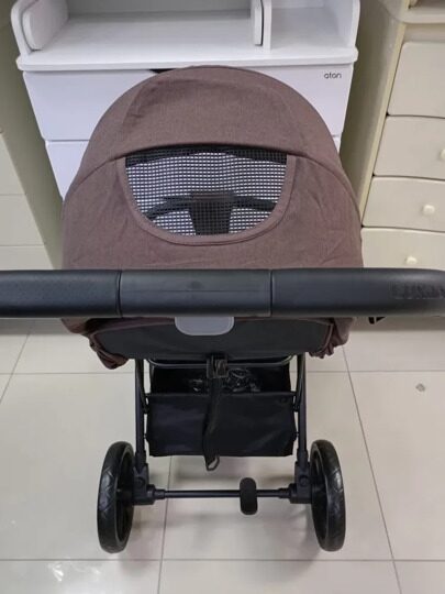 Прогулочная коляска с перекидной ручкой Luxmom H2 / бордовый