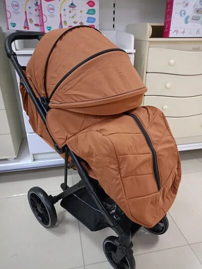 Прогулочная коляска с перекидной ручкой Luxmom H2 / карамель