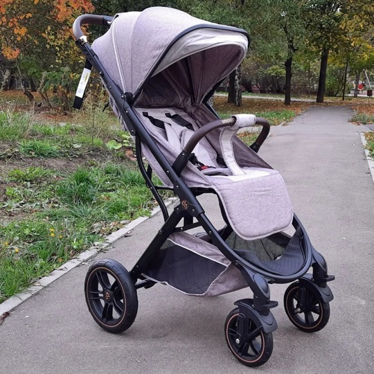 Прогулочная коляска LuxMom 609 бежевая