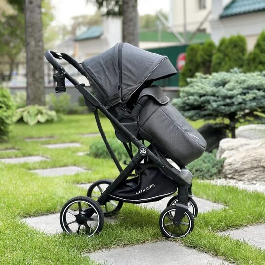 Прогулочная коляска LuxMom 740 реверсивный блок + рюкзак / Темно-серая