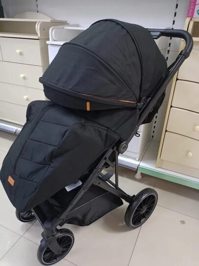Прогулочная коляска с перекидной ручкой Luxmom H2 / черный