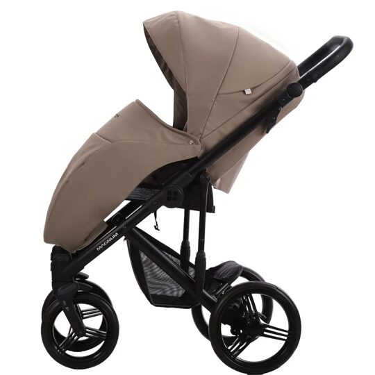 Коляска Bebetto Magnum Light Pro 3 в 1 / light pro 05 (т.бежевая кожа)