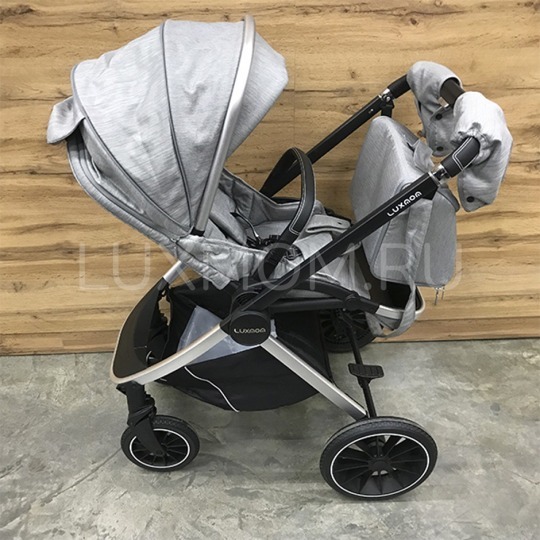 Прогулочная коляска LuxMom 750 2в1 серая