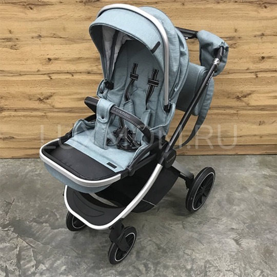 Прогулочная коляска LuxMom 750 2в1 зеленая