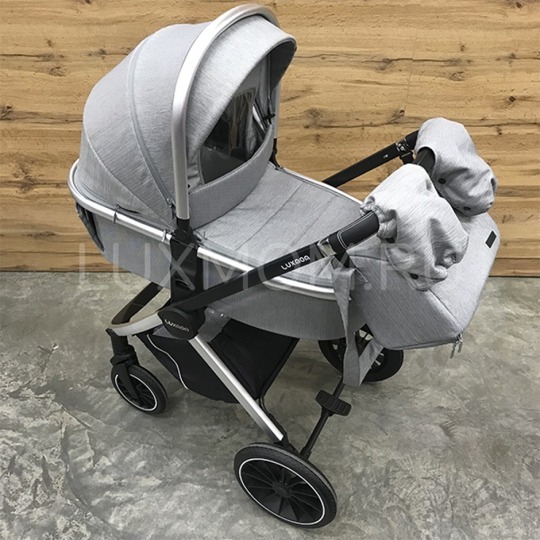 Прогулочная коляска LuxMom 750 2в1 серая